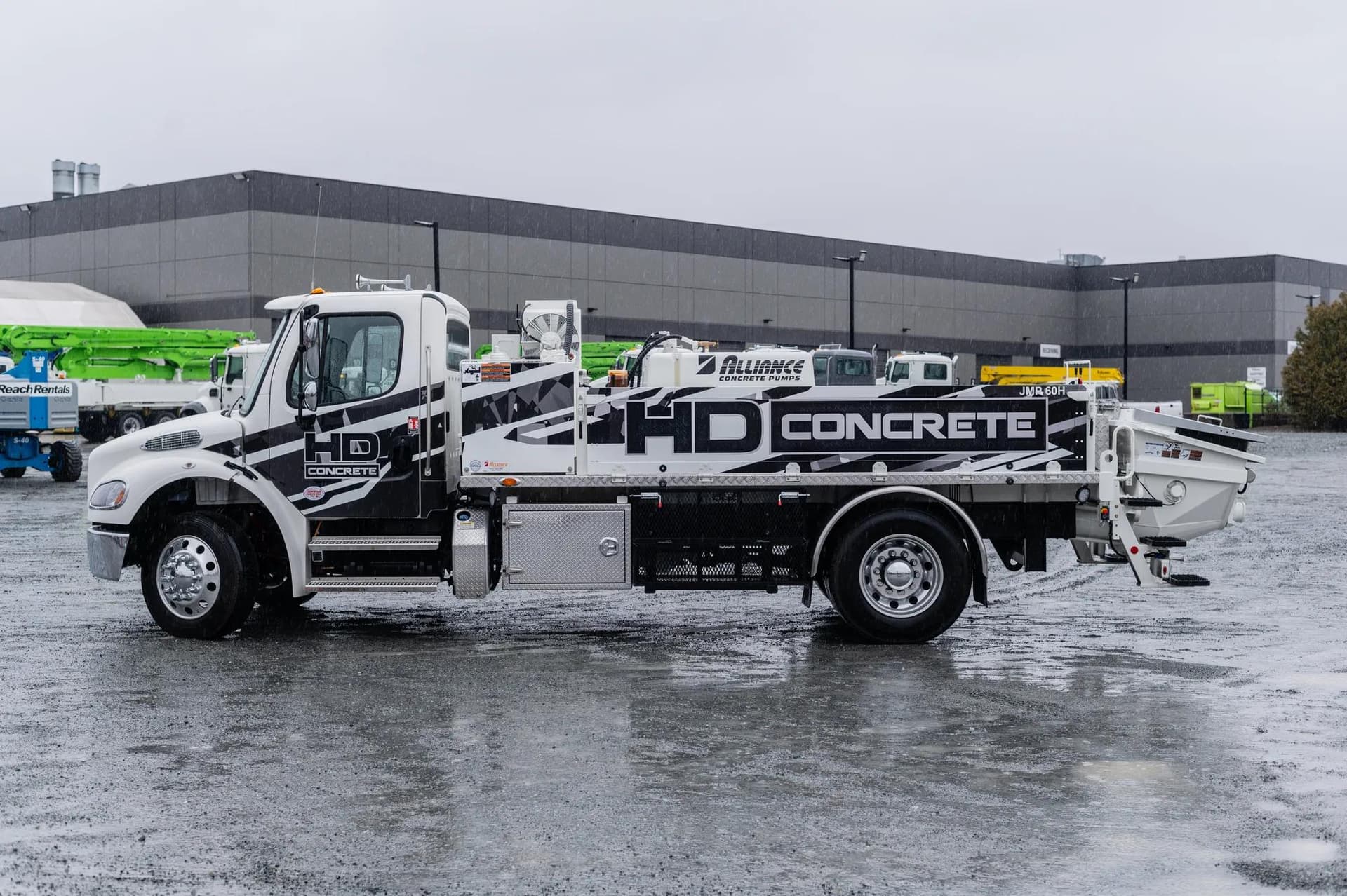 HD Concrete JMP 60H  205 - Gallery 3